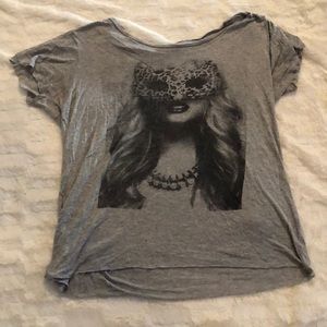 Cat mask girl forever 21 Taylor Swift top
